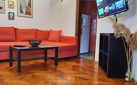 Chill & Relax - 3Bdr Cozy & Roomy -Near Old Town