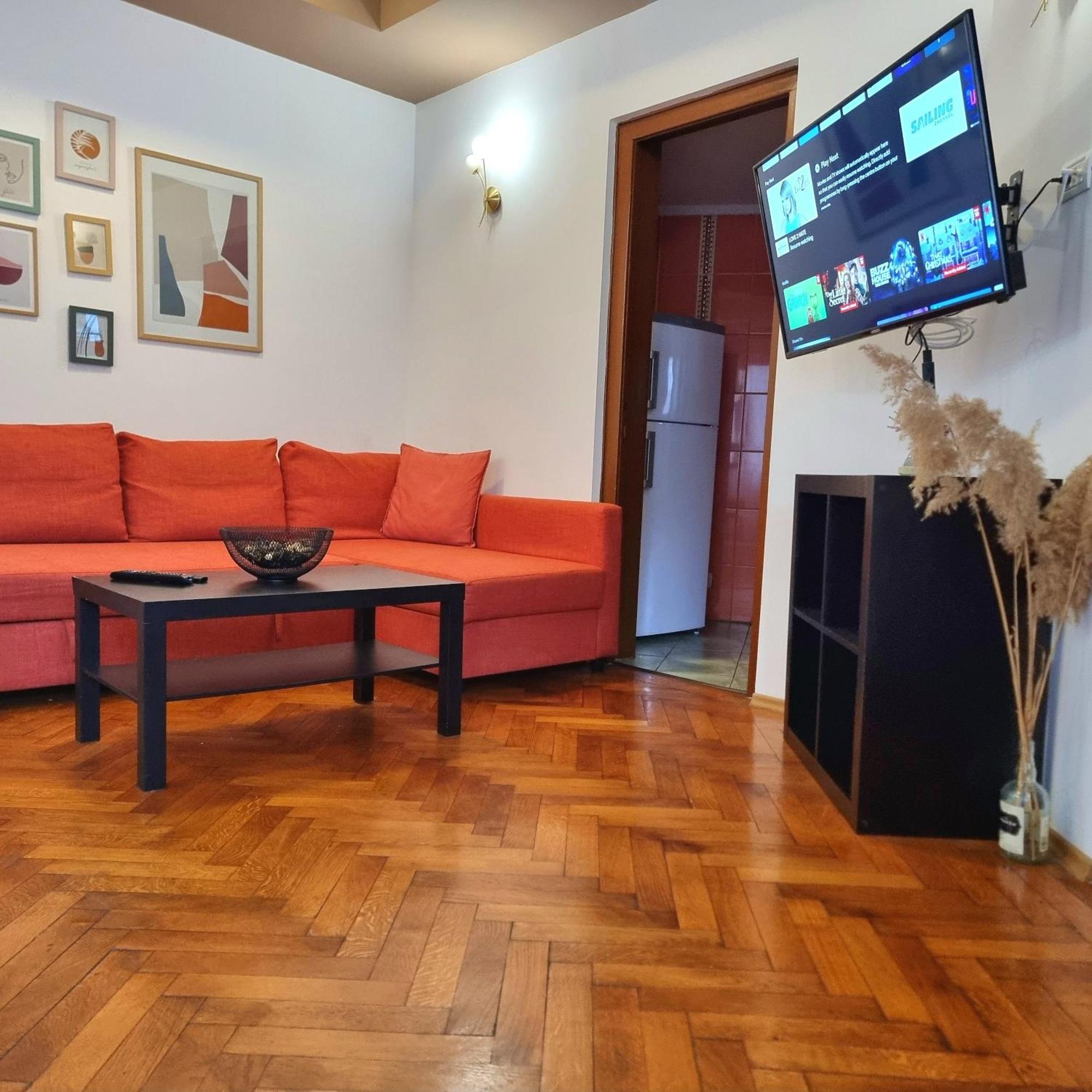 Peaceful Getaway - Generous 3-Bedroom Sanctuary - Close To Historic Old Town Bucureşti Exterior foto